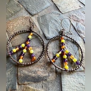 Wire wrapped peace sign beaded earrings handmade NEW
